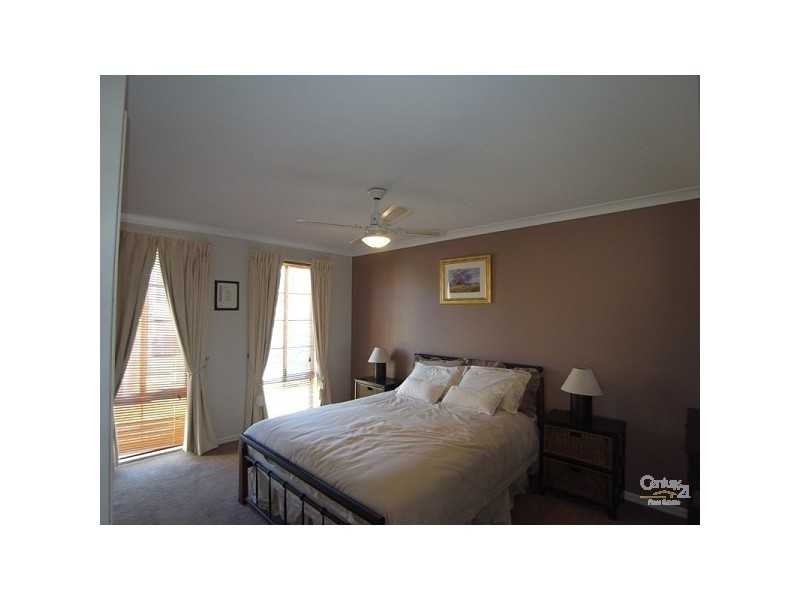 22 Rochester Drive, Mindarie WA 6030