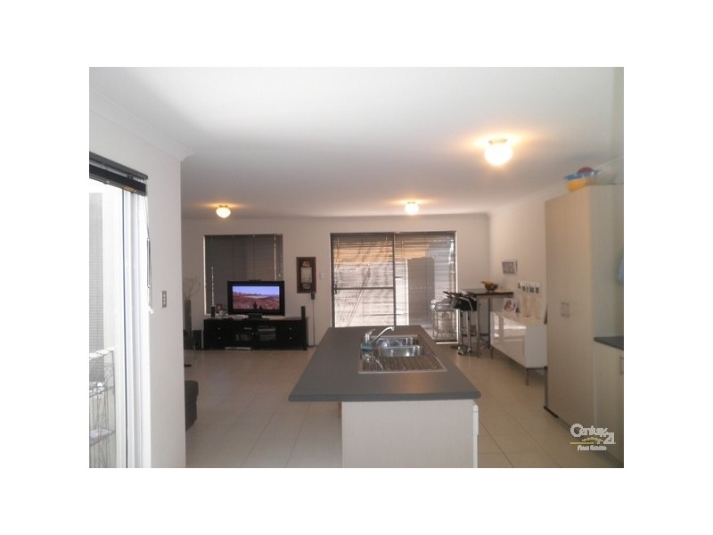 92a  Kahana parkway, Butler WA 6036