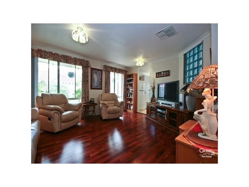 10 Brunel Court, Currambine WA 6028