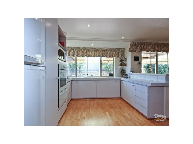 10 Brunel Court, Currambine WA 6028