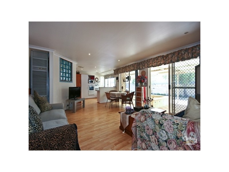 10 Brunel Court, Currambine WA 6028