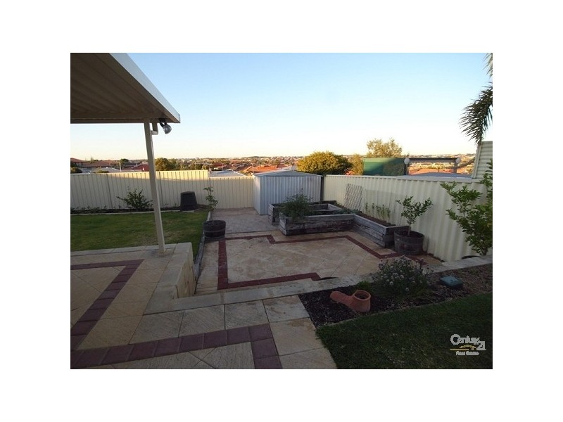 12 Drammen Elbow, Merriwa WA 6030