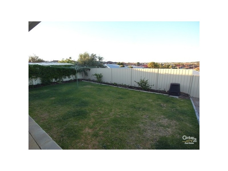12 Drammen Elbow, Merriwa WA 6030