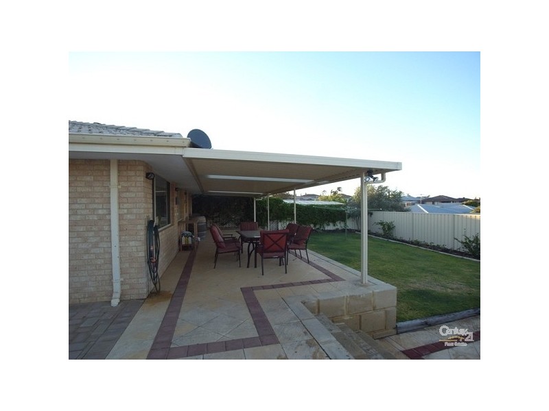 12 Drammen Elbow, Merriwa WA 6030