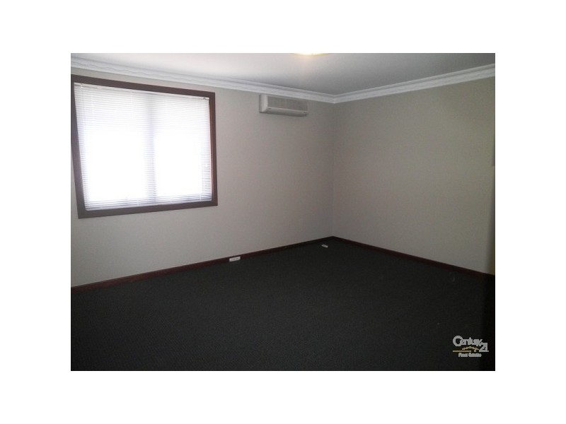 2 Mousehole cresent, Yanchep WA 6035