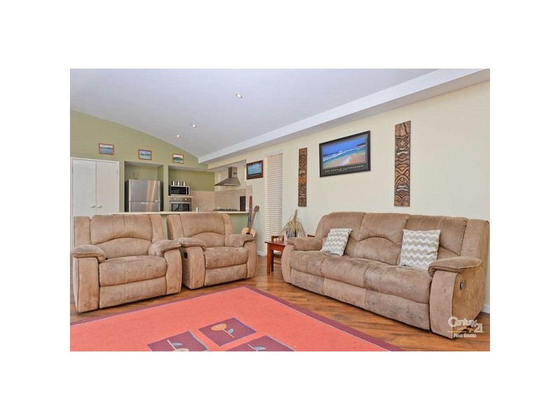 6 Roosky Approach, Ridgewood WA 6030