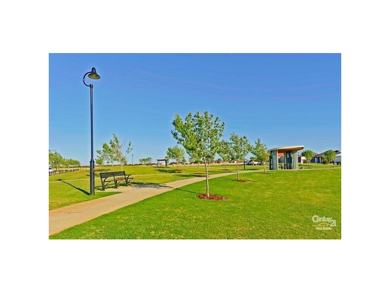 6 Roosky Approach, Ridgewood WA 6030