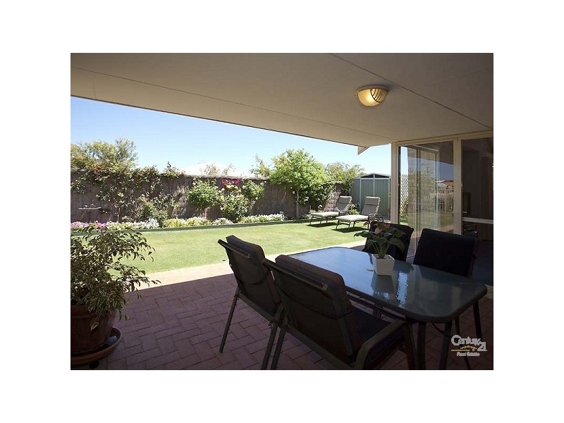 33 Ashbourne Avenue, Ridgewood WA 6030