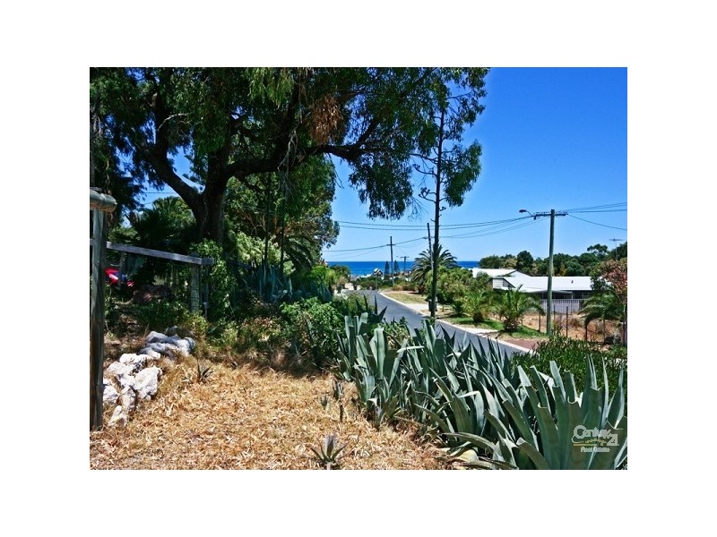 50 Mindarie Drive, Quinns Rocks WA 6030