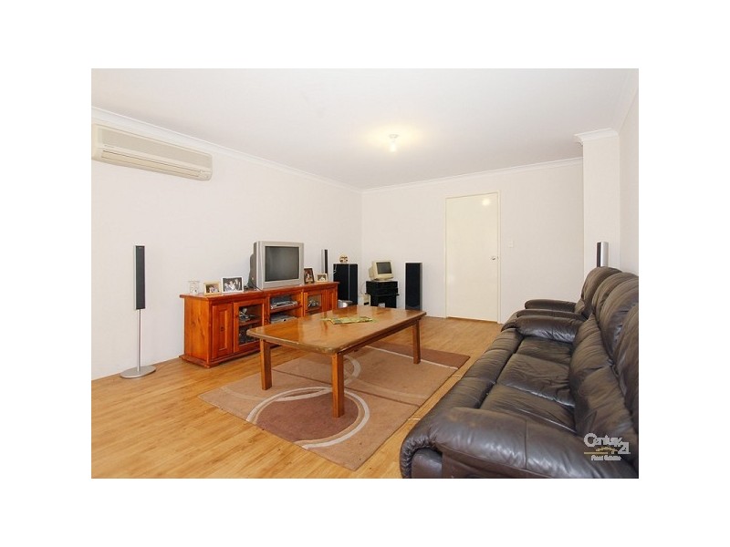 8 Woodstock Way, Butler WA 6036