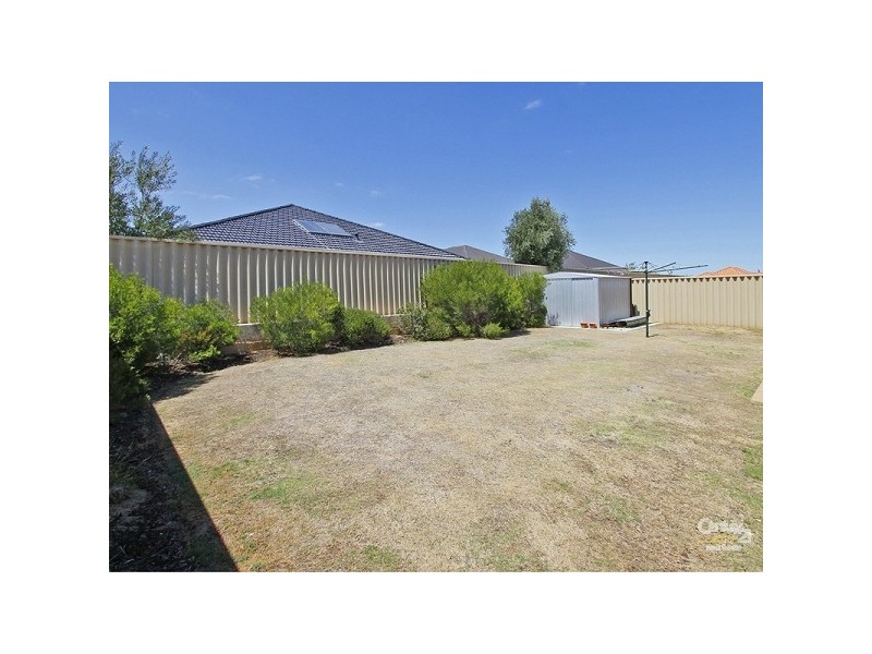 8 Woodstock Way, Butler WA 6036
