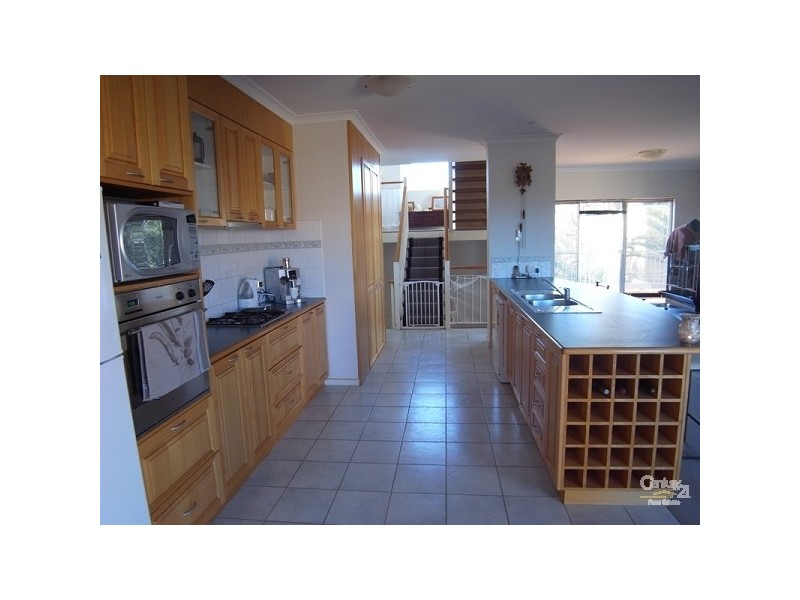 3/19  Rosslare prom, Mindarie WA 6030