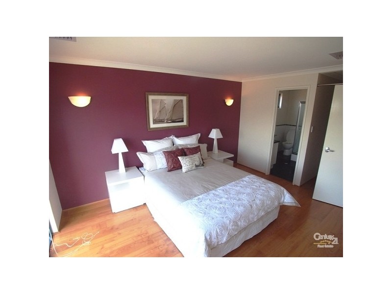 10 Bantry Bend, Mindarie WA 6030