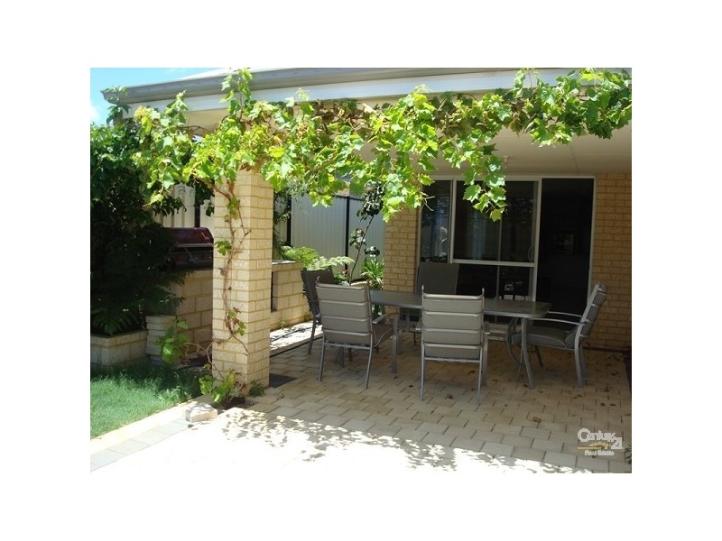 37 Salishan street, Clarkson WA 6030