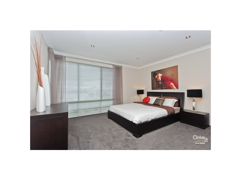 6 Impington Road, Butler WA 6036