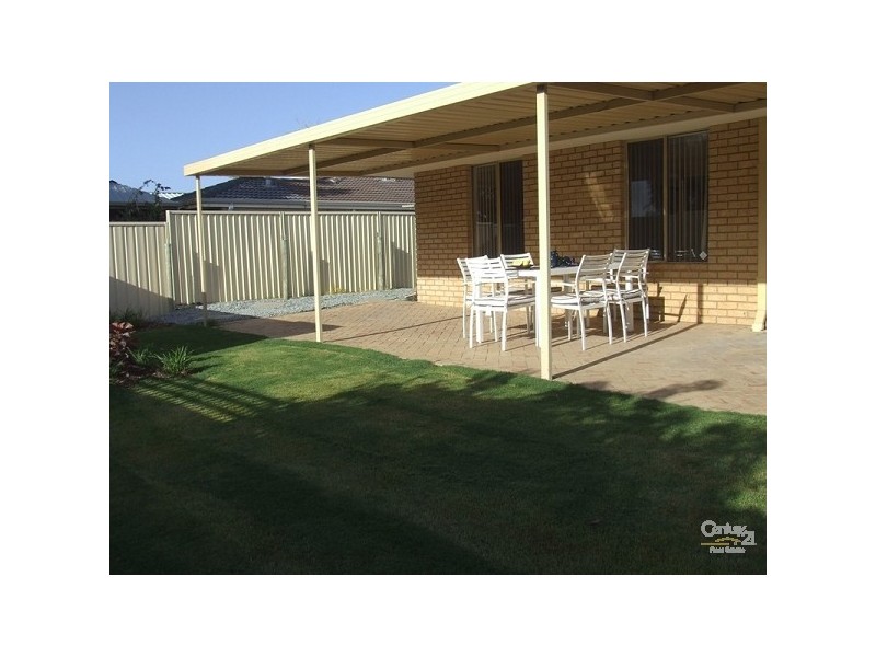 5A Gumblossom Way, Quinns Rocks WA 6030