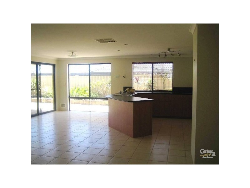 6 Horsley Green, Butler WA 6036