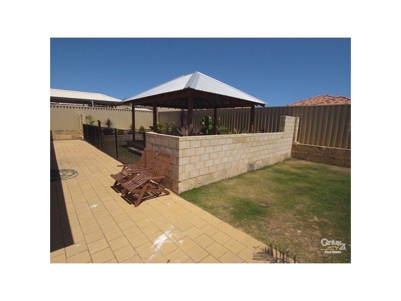 6 Horsley Green, Butler WA 6036