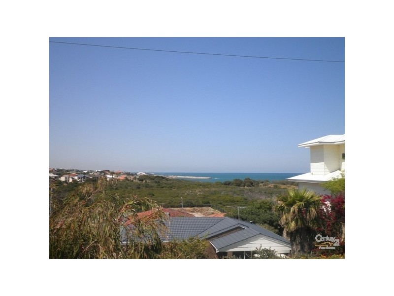 9 Dennis street, Quinns Rocks WA 6030