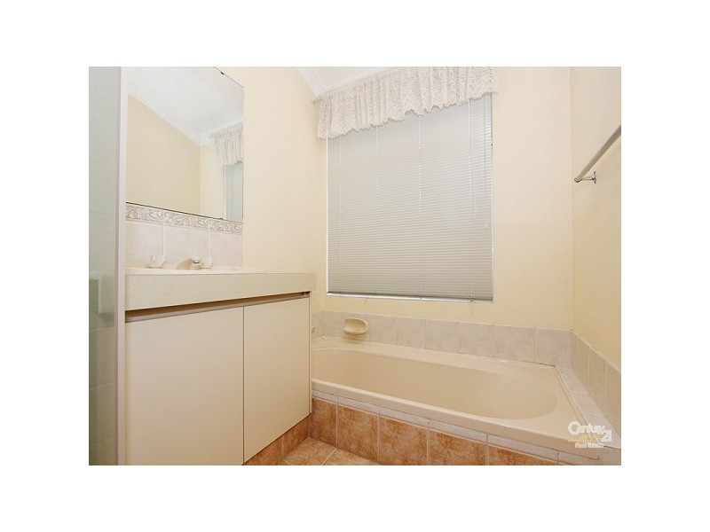 5 Polglase Fairway, Clarkson WA 6030