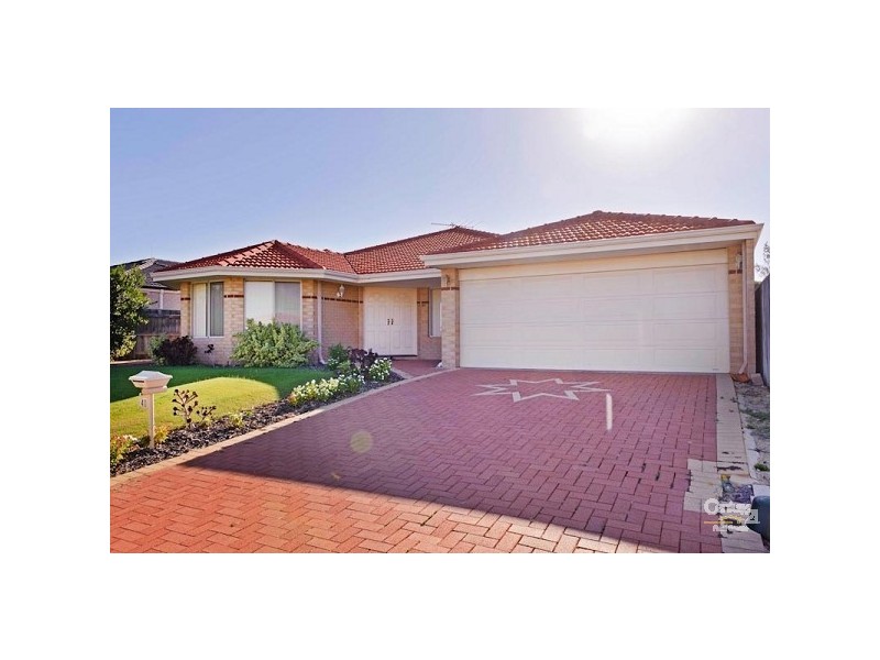 40 Burnett Drive, Clarkson WA 6030