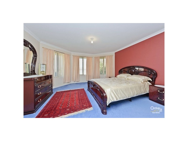 40 Burnett Drive, Clarkson WA 6030