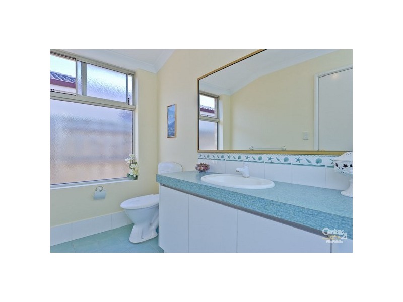 40 Burnett Drive, Clarkson WA 6030