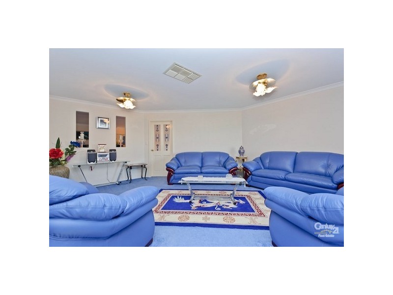 40 Burnett Drive, Clarkson WA 6030