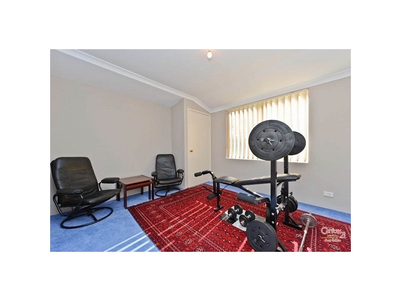 40 Burnett Drive, Clarkson WA 6030