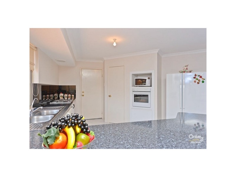 40 Burnett Drive, Clarkson WA 6030