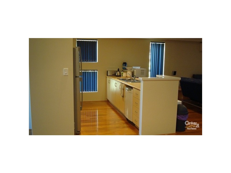 17 Alston way, Butler WA 6036