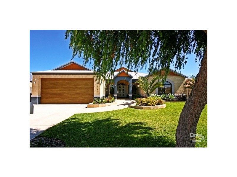 4 Karalla Elbow, Quinns Rocks WA 6030