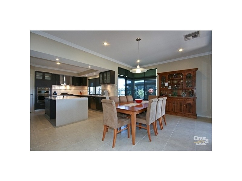 4 Karalla Elbow, Quinns Rocks WA 6030