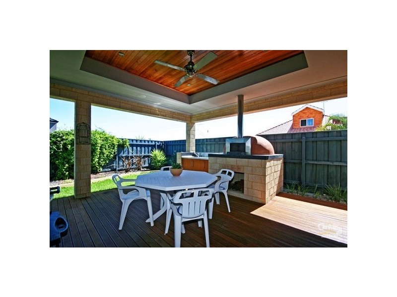 4 Karalla Elbow, Quinns Rocks WA 6030