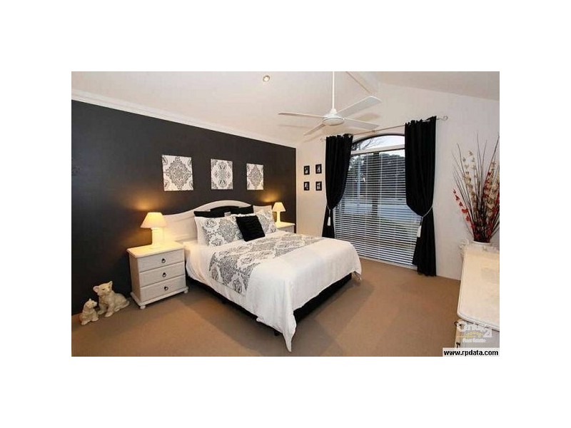 154 Golflinks drive, Carramar WA 6031