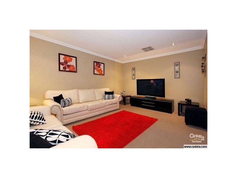 154 Golflinks drive, Carramar WA 6031