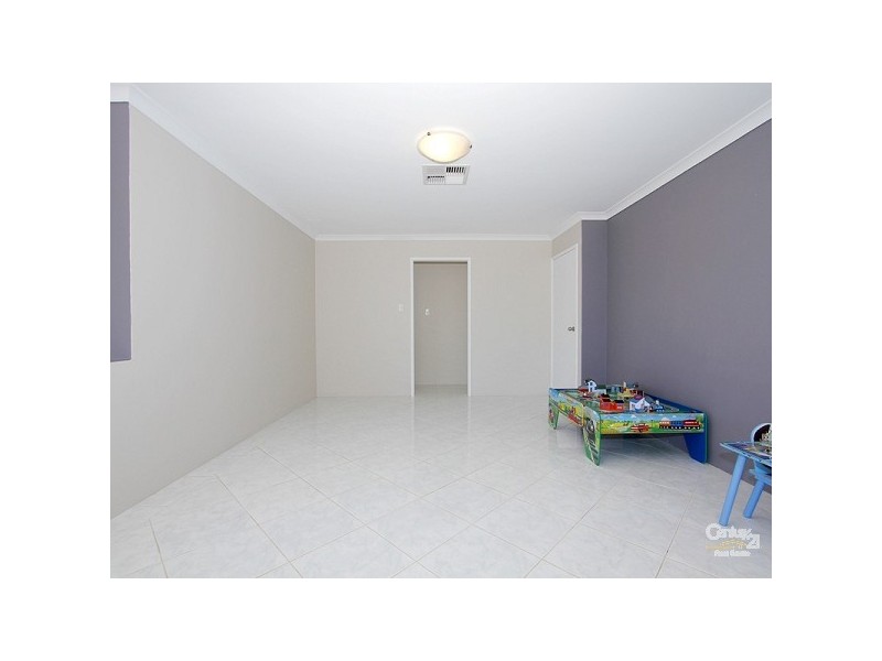 51 St Stephens Crescent, Tapping WA 6065