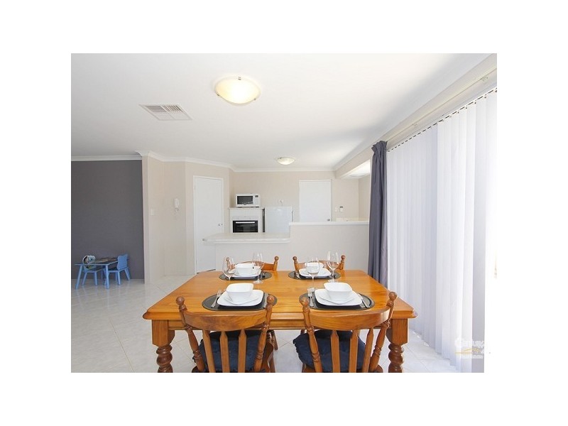 51 St Stephens Crescent, Tapping WA 6065