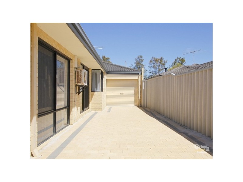 51 St Stephens Crescent, Tapping WA 6065