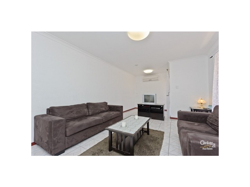 5 Carberry Square, Clarkson WA 6030