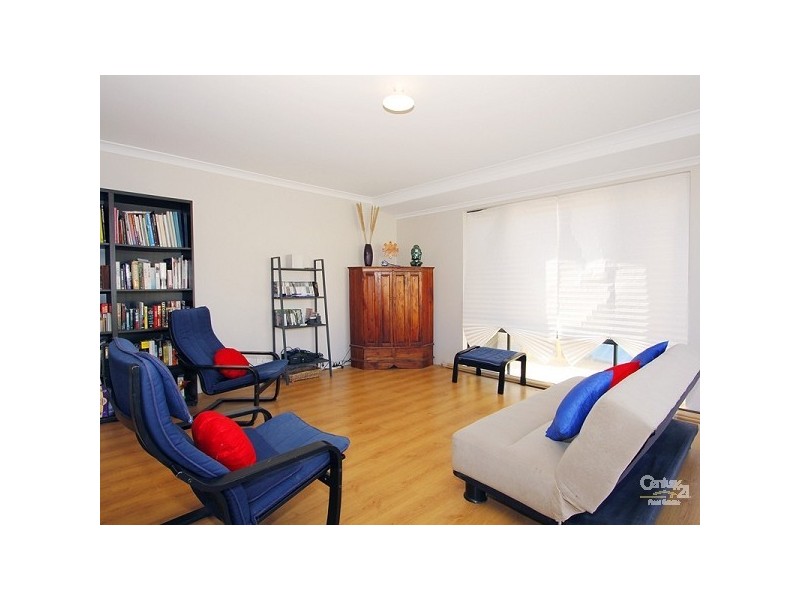 4 Hollyford Parade, Butler WA 6036