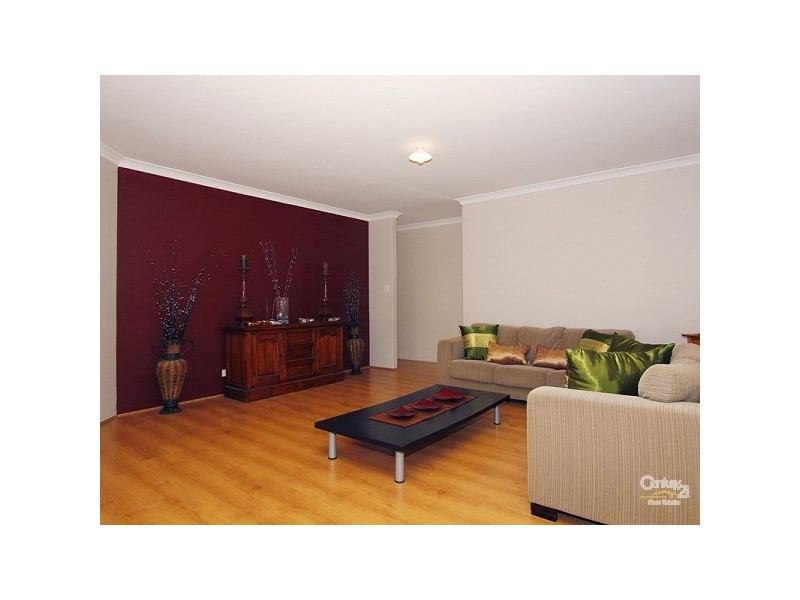 4 Hollyford Parade, Butler WA 6036