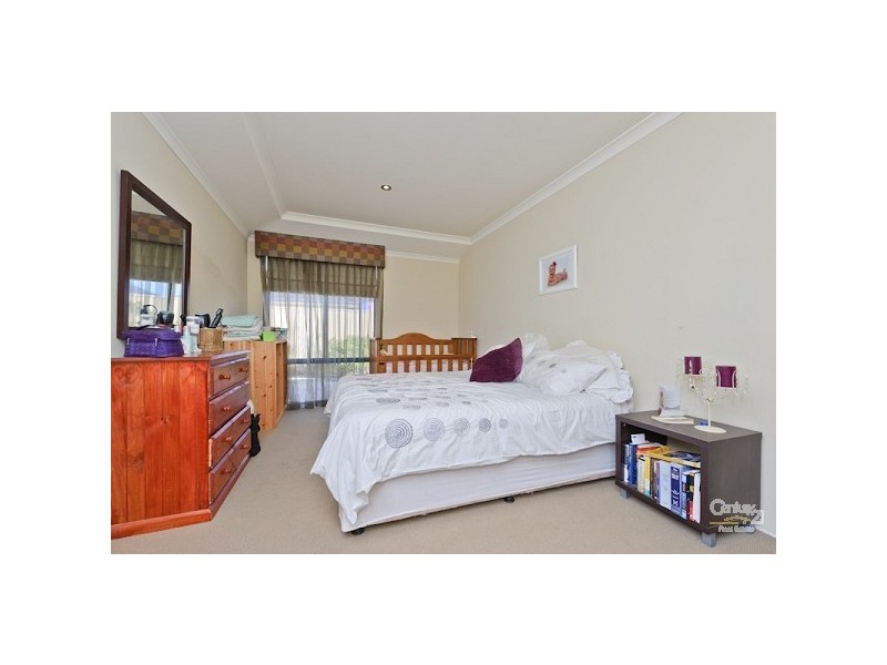 31 Hampshire Drive, Quinns Rocks WA 6030