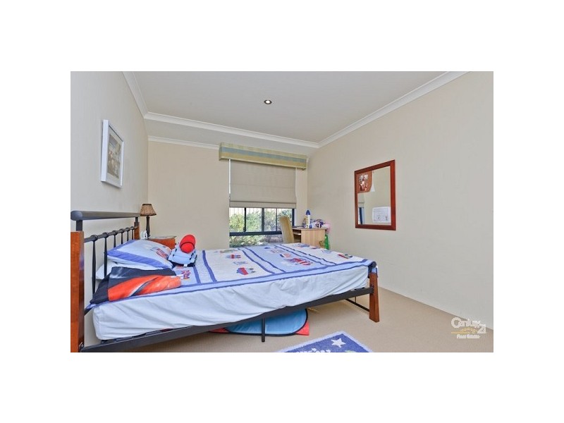 31 Hampshire Drive, Quinns Rocks WA 6030
