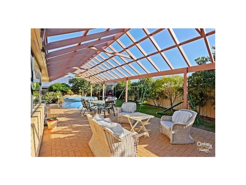 31 Hampshire Drive, Quinns Rocks WA 6030