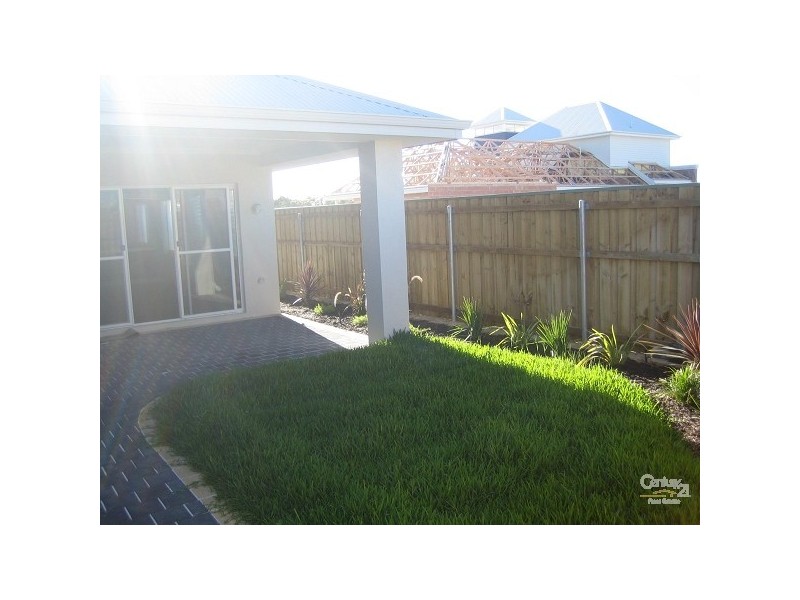 5 Azure mews, Yanchep WA 6035