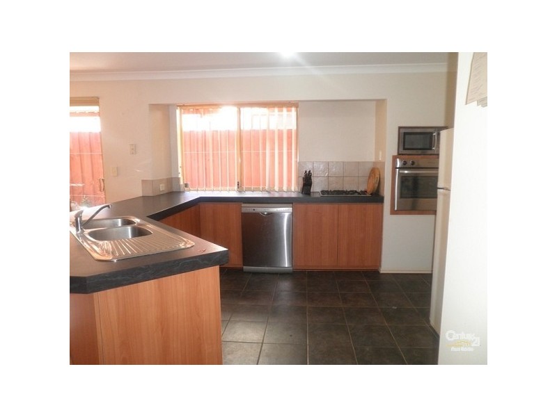 34 Burnett drive, Clarkson WA 6030