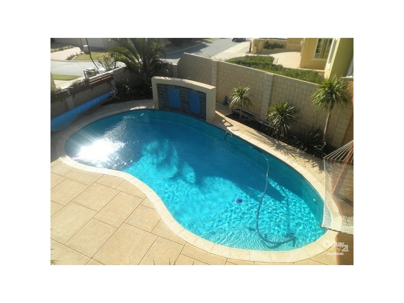 20 Baten Rouge, Mindarie WA 6030