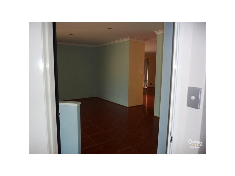 4 Dandaff turn, Kinross WA 6028