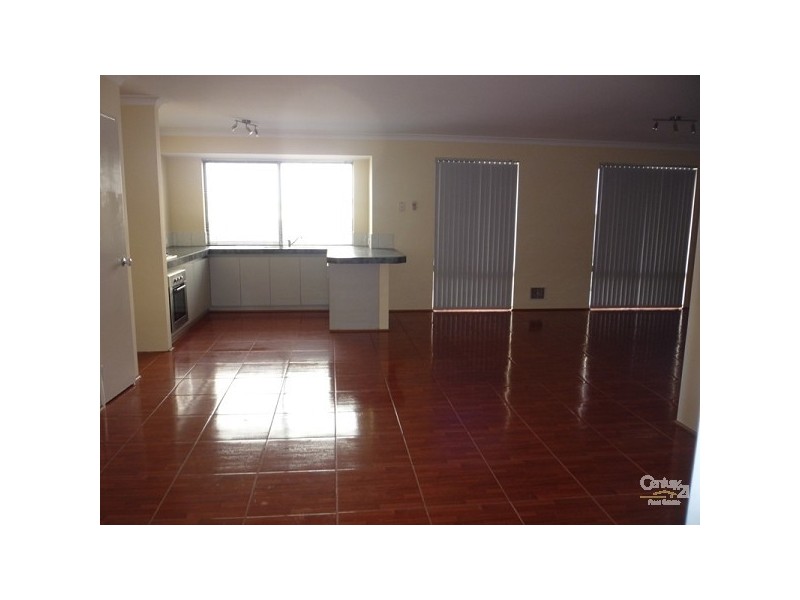 4 Dandaff turn, Kinross WA 6028